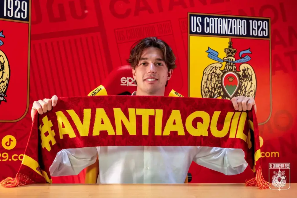 frosinini sciarpa catanzaro