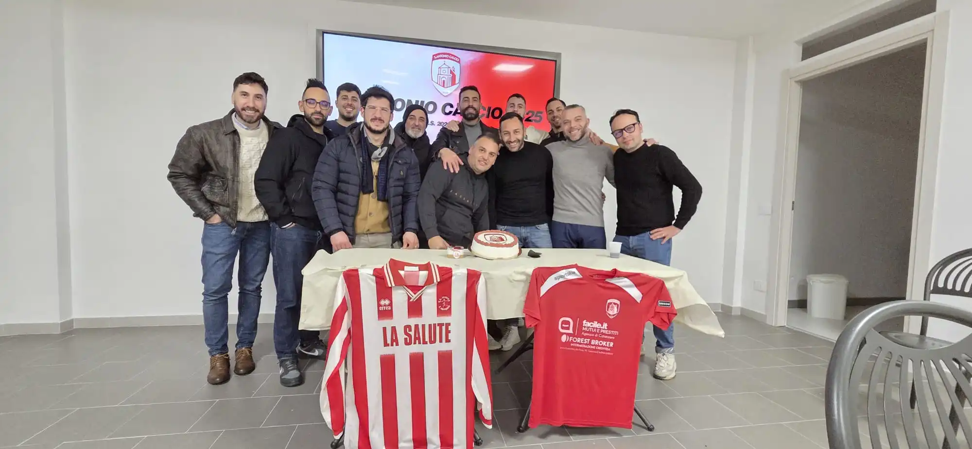 WhatsApp Image 2025 12 18 at 09.58.04