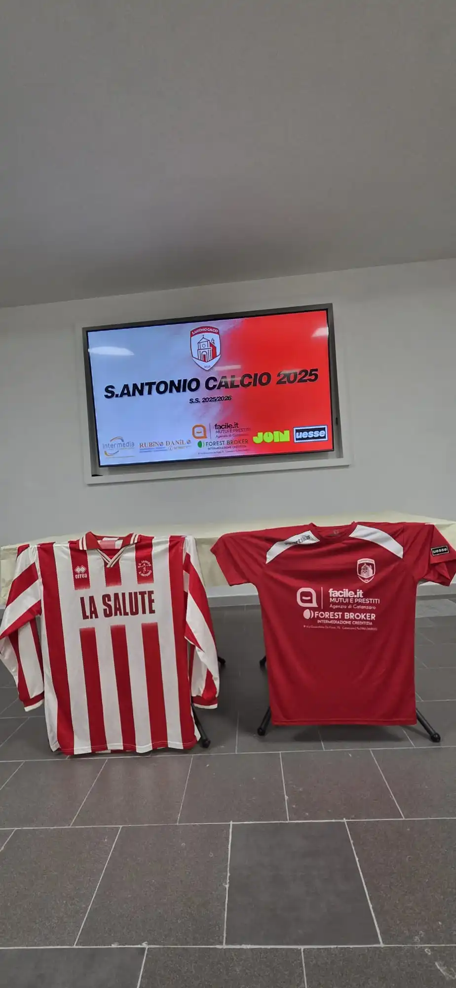 WhatsApp Image 2025 12 18 at 09.58.05